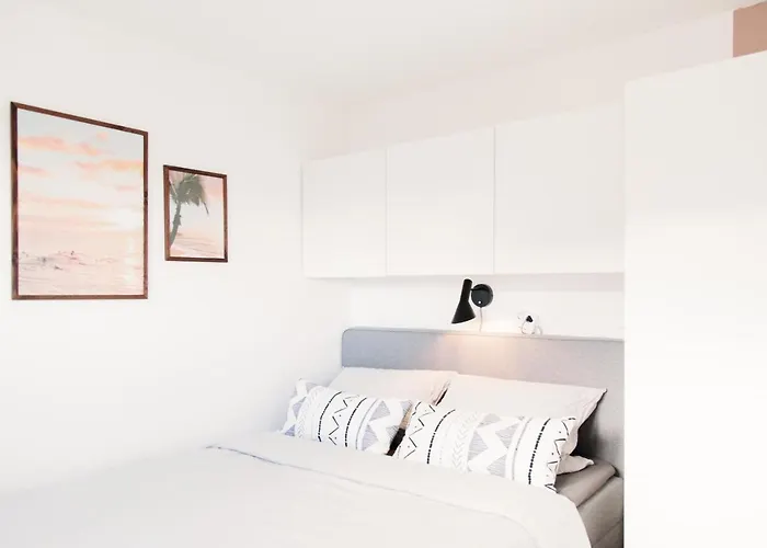 Sohana Lifestyle I Stefan's I *